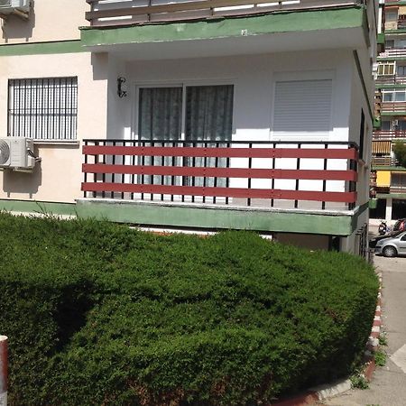 Apartamento Las Naciones 2 贝纳尔马德纳 外观 照片