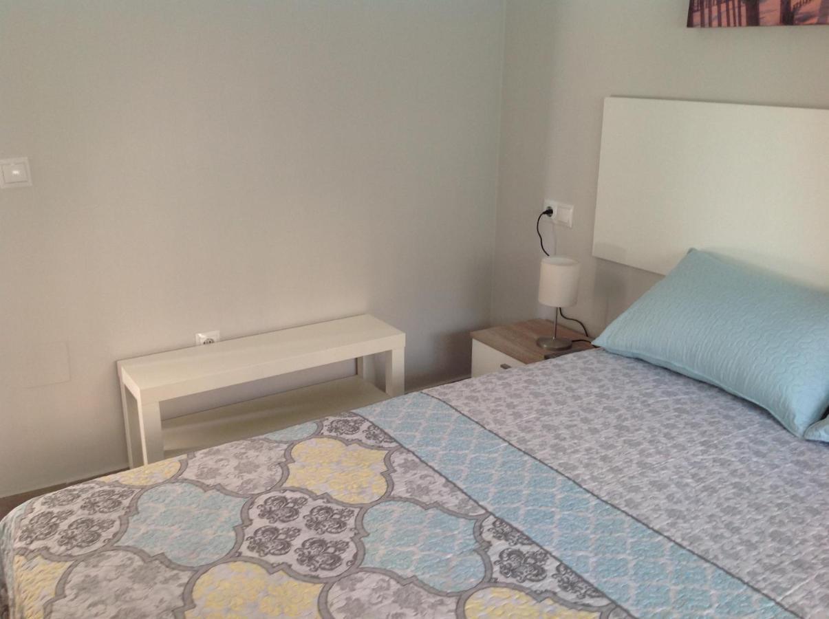 Apartamento Las Naciones 2 贝纳尔马德纳 外观 照片