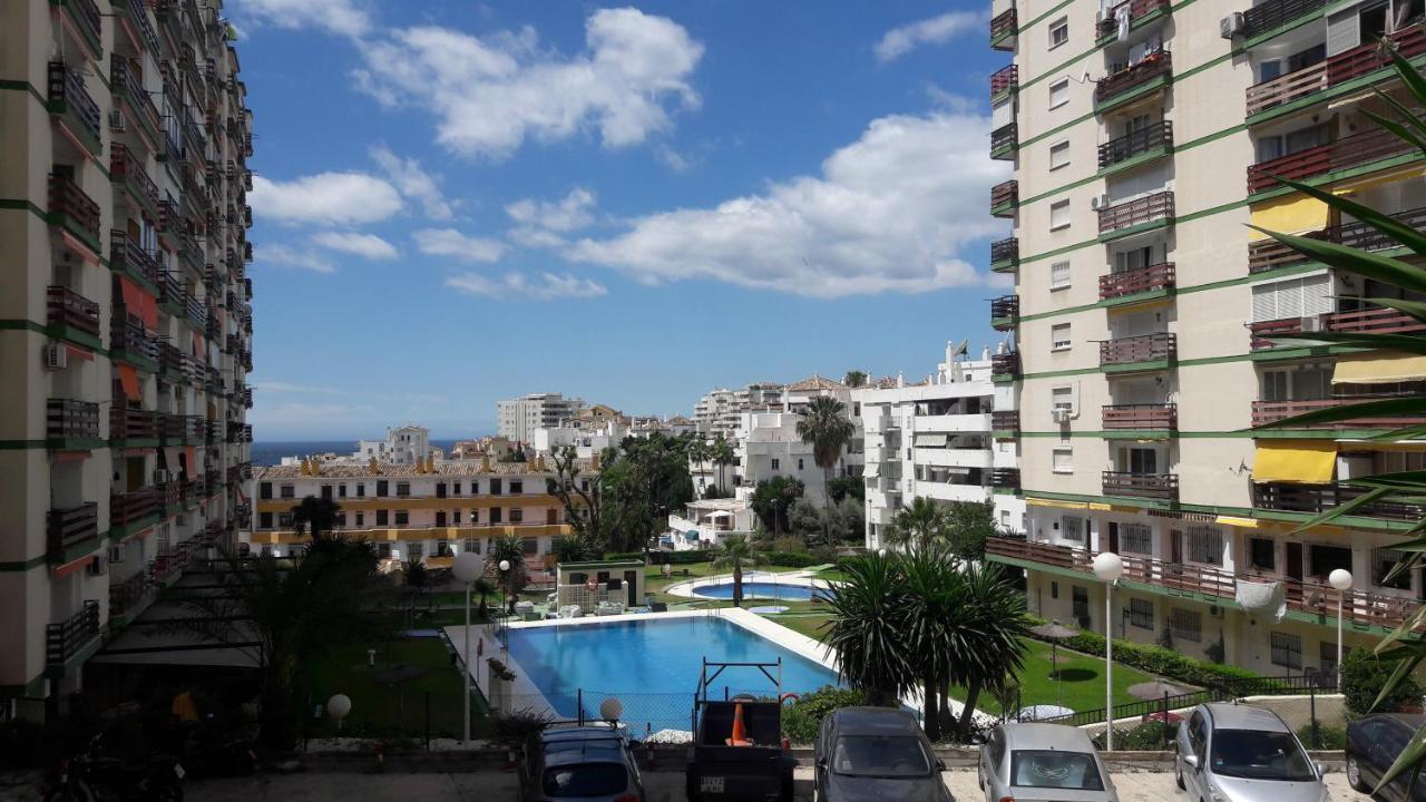 Apartamento Las Naciones 2 贝纳尔马德纳 外观 照片
