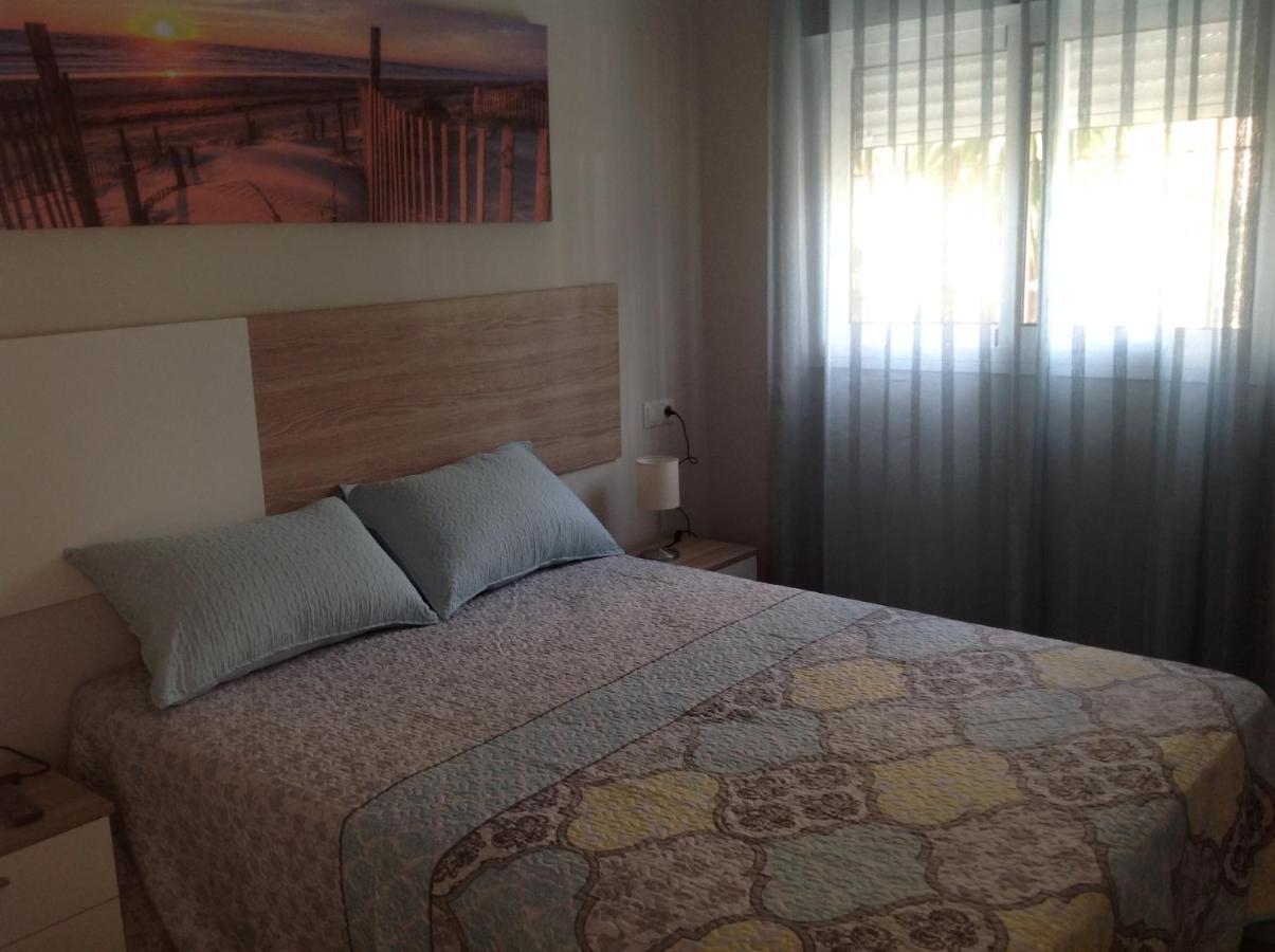 Apartamento Las Naciones 2 贝纳尔马德纳 外观 照片